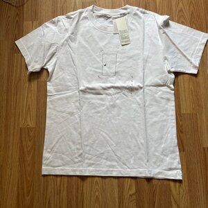 NWT Uniqlo Large Sz PEACE FOR ALL Graphic T-Shirt (Ichiro Suzuki) White Unisex